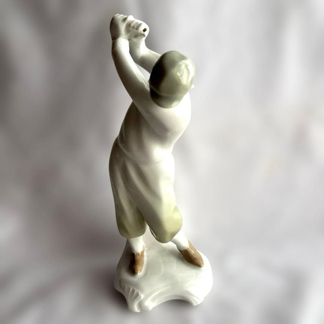 大倉陶園のフィギュリン　ゴルフ　ヴィンテージ