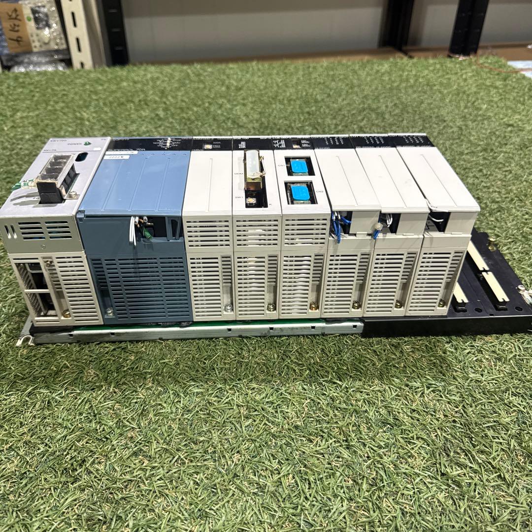 日立シーケンサ　SWV700 / SQP010 SUPERROL 70R