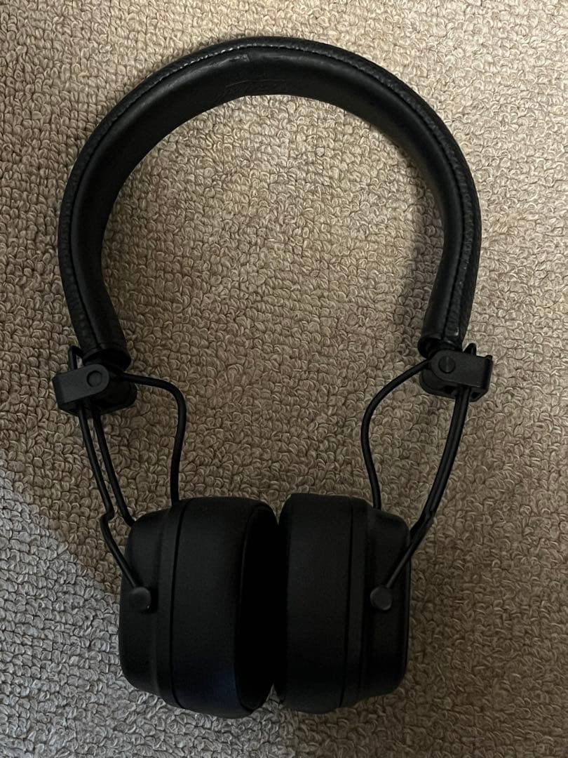 Marshall ワイヤレスオンイヤーヘッドホン ブラック