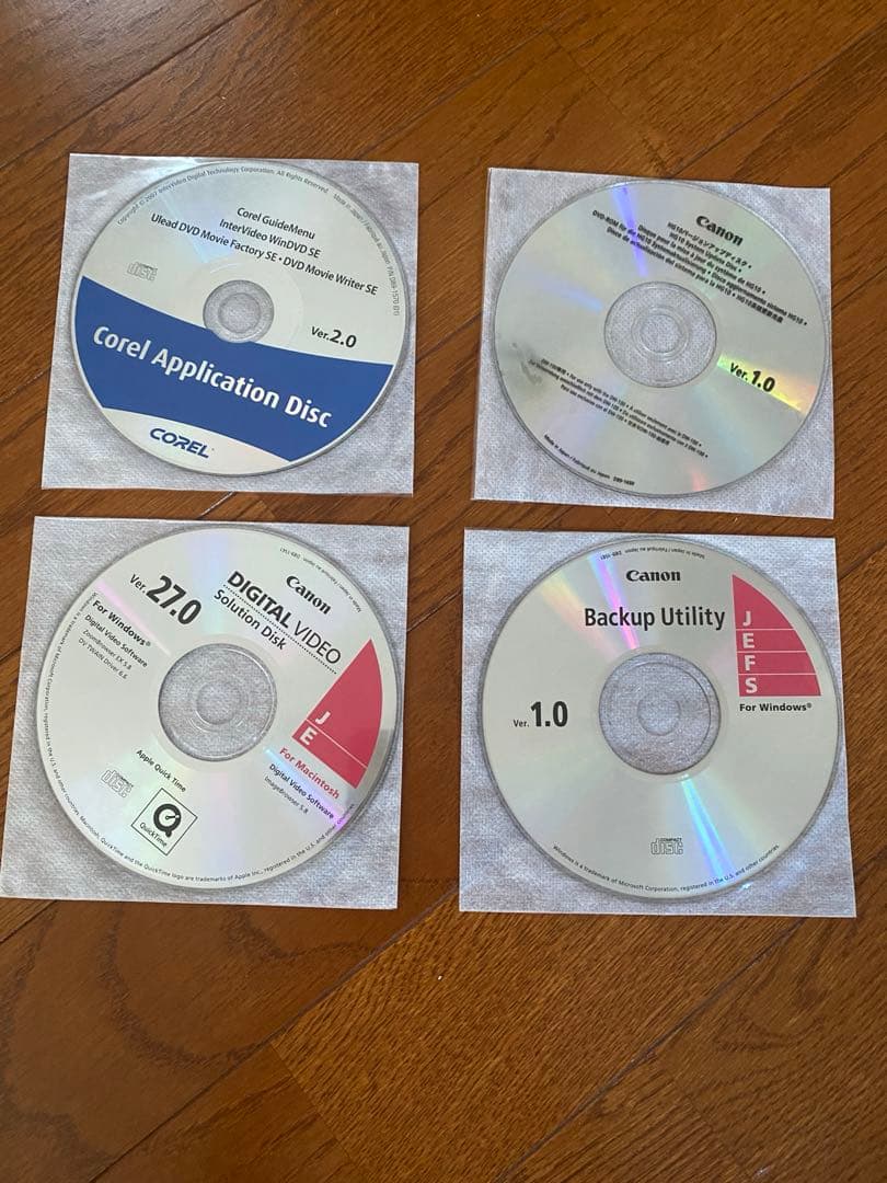 HDビデオカメラCanon iVIS HG10 （DVDライターDW100付き）