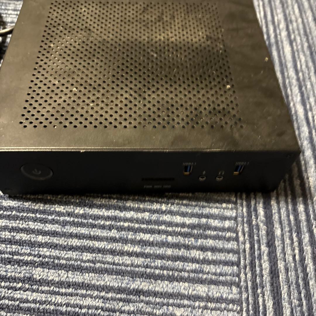 【珍品】ミニPC サイネージ用HDMI4ポート出力