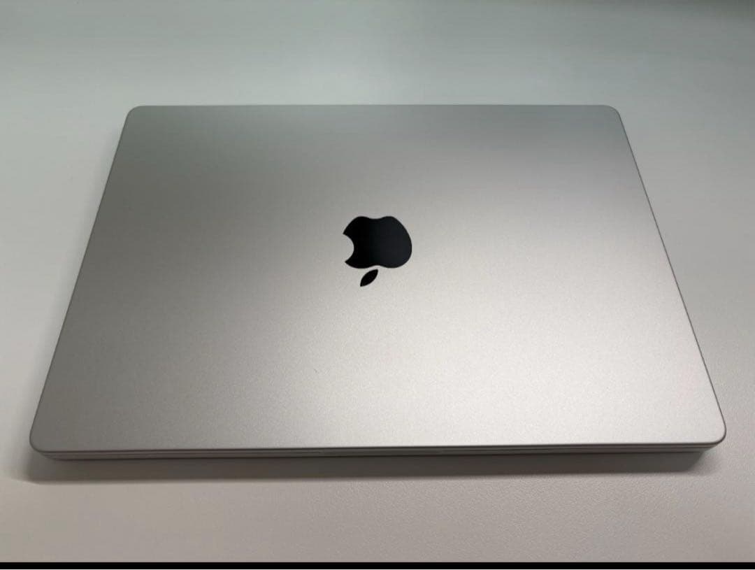 MacBook Pro 14インチ M2 Pro 16GB/1TB