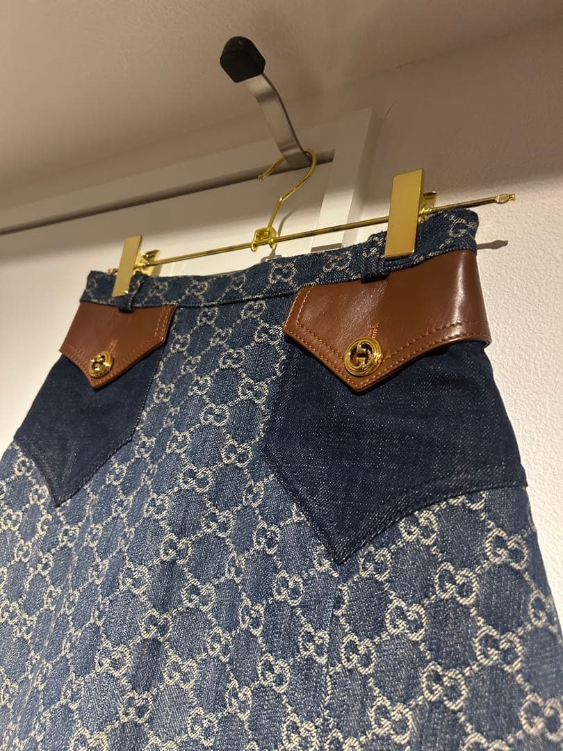 GUCCI デニム　インディゴ　スカート グッチ 台形 ロゴスカートGG柄
