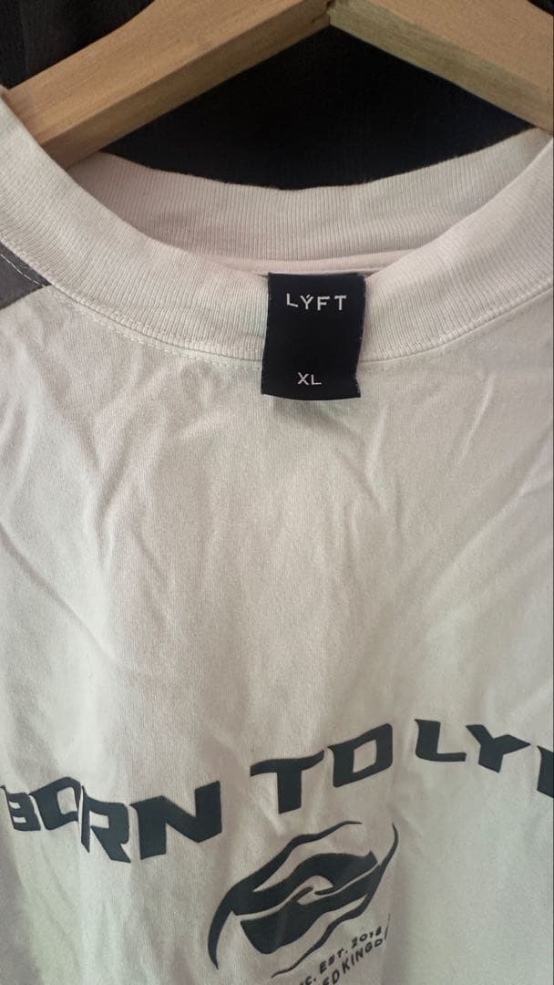 りょたくん　LYFT BORN TO LYFT Tシャツ XL 白黒セット