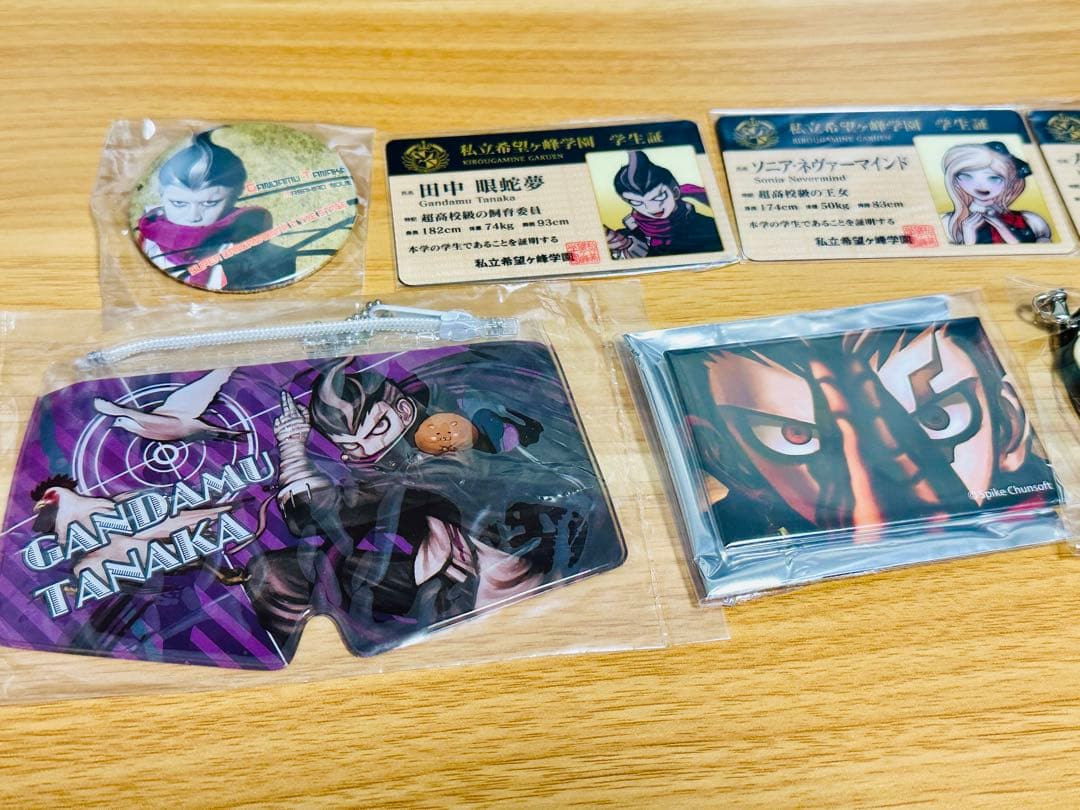 最終値下げ！ 希少 コミケ 購買部 田中眼蛇夢 おしおき缶バッジ ソニア 左右田