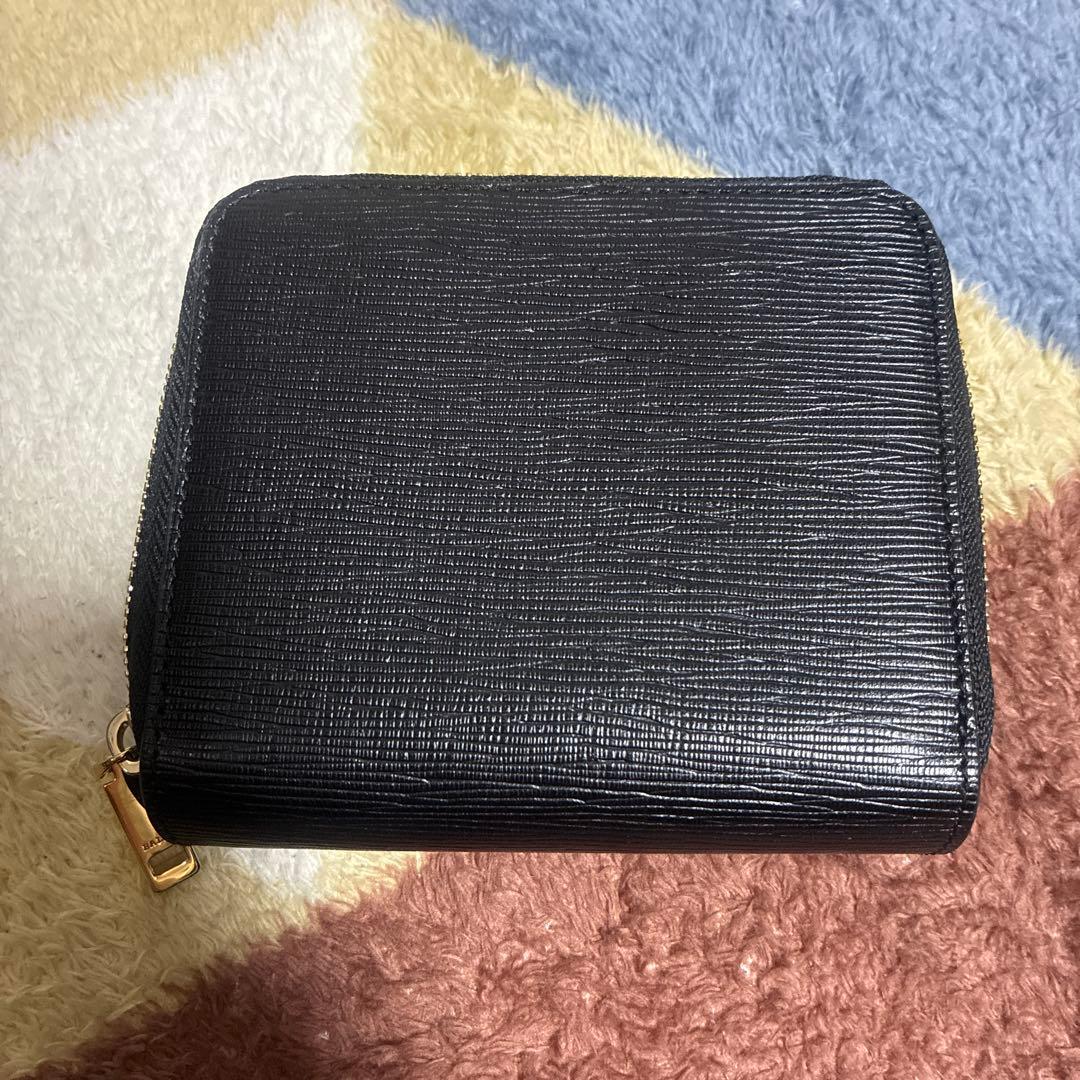 BALLYバリー 新品箱付き　二つ折り財布　ブラック無地