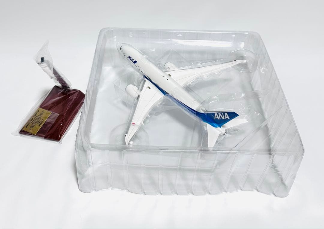 全日空商事 1/200 B787-8 Dreamliner NH20028