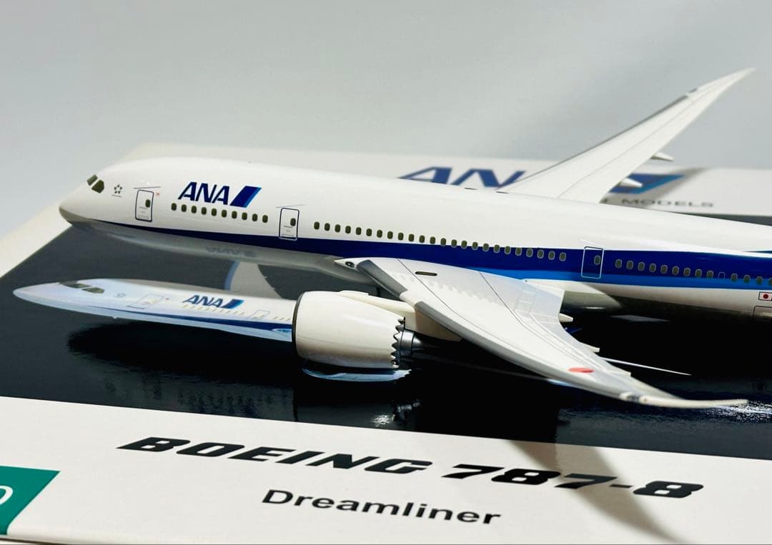 全日空商事 1/200 B787-8 Dreamliner NH20028