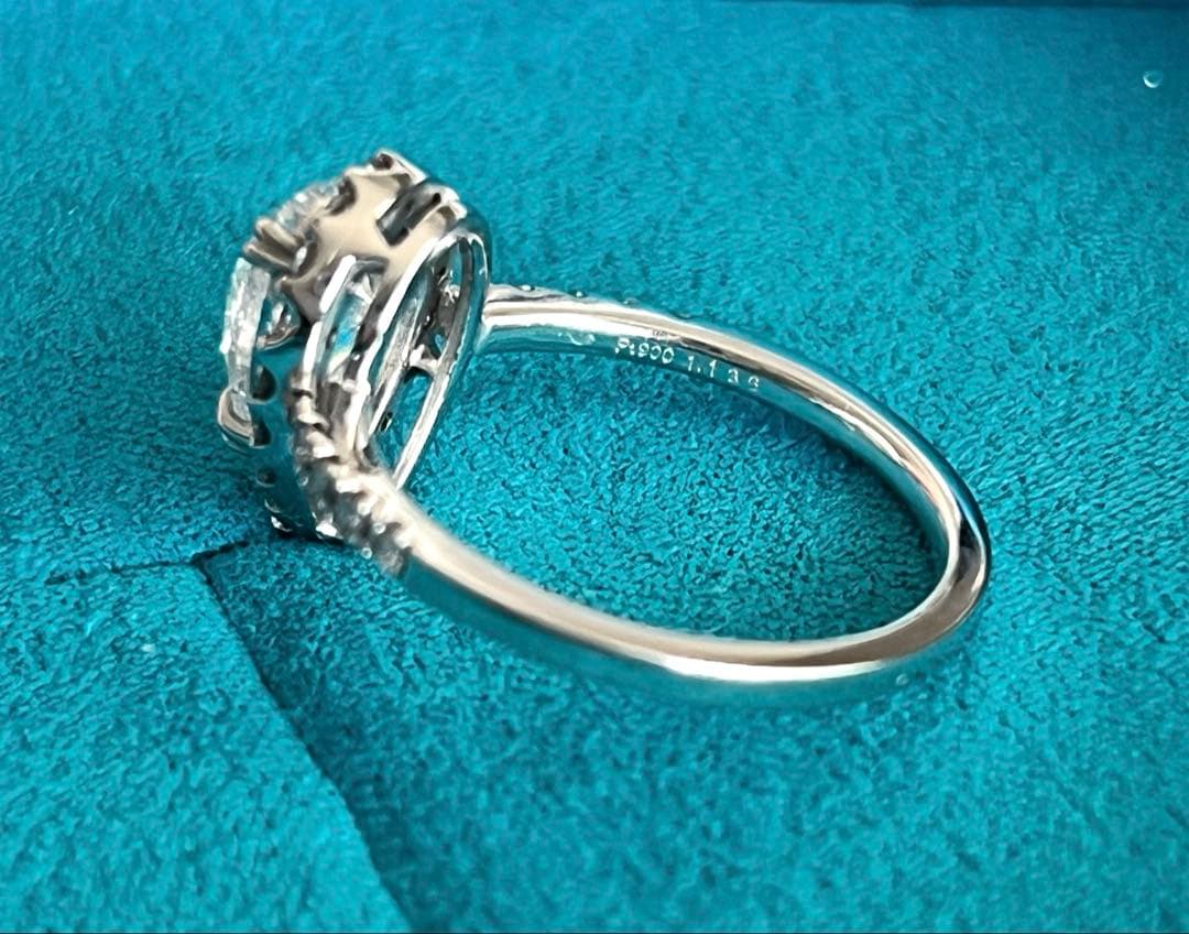 ピーターうさぎ様《Dカラー1.1ct UP》ペアシェイプダイヤリング