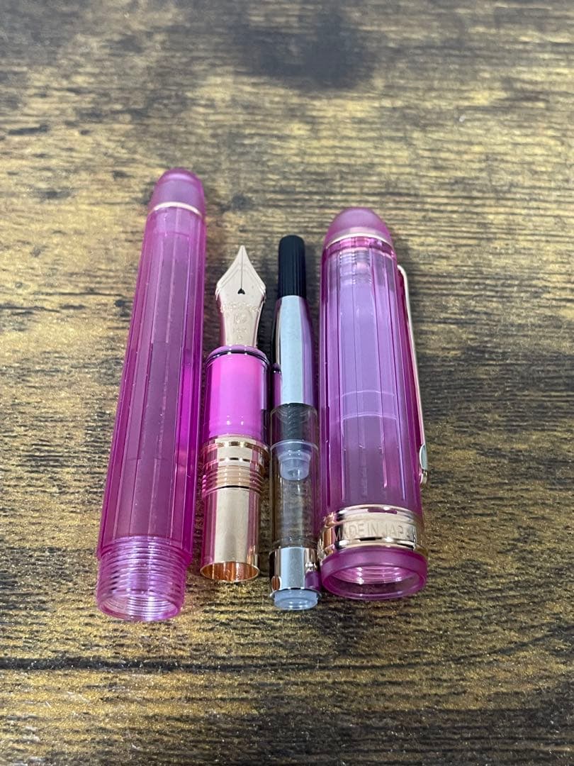 新品未使用　限定モデル　ニース　リラ　14金　字幅M プラチナ　万年筆　3776