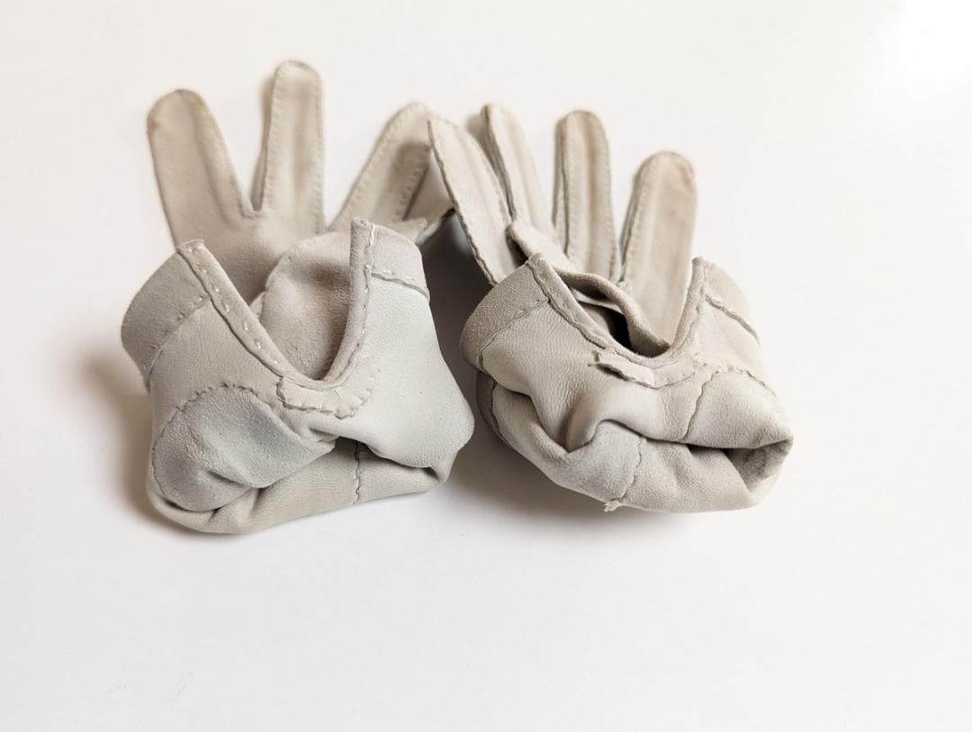 イングリッシュドスキンレザー 革手袋 ヴィンテージ ライトグレー