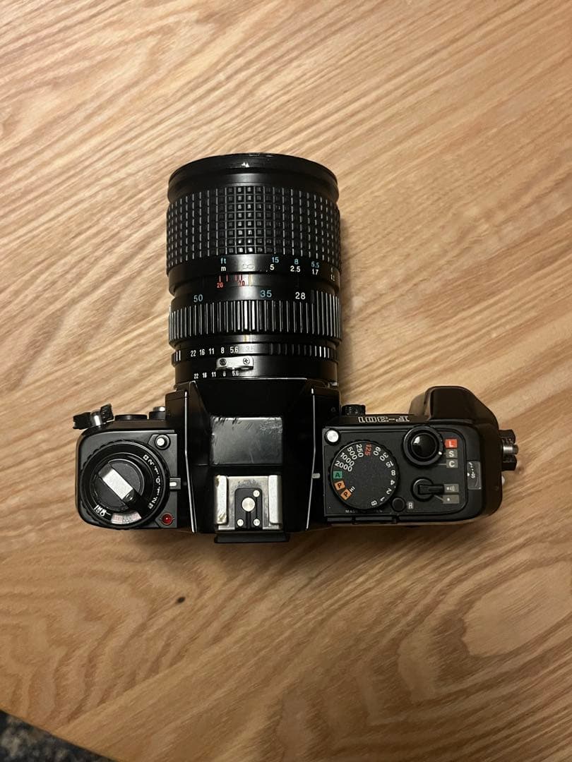 【Nikon F-301 動作品】一眼　フィルムカメラ35-70mmレンズ付き