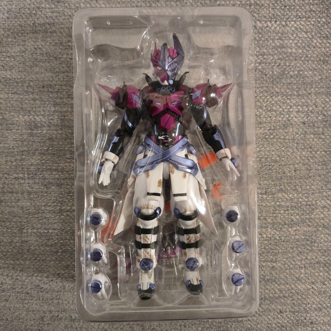 ★美品★S.H.Figuarts ヴァルバラド