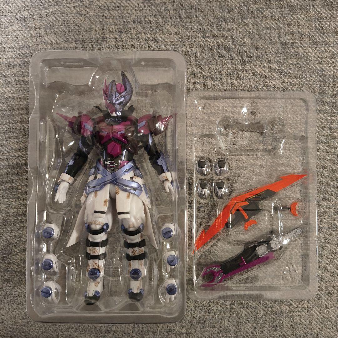 ★美品★S.H.Figuarts ヴァルバラド