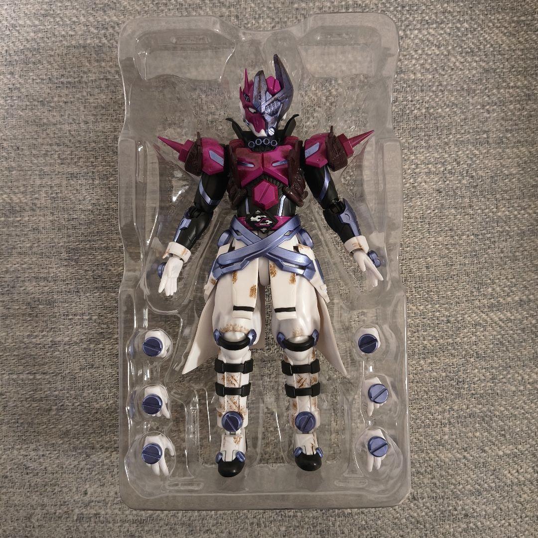 ★美品★S.H.Figuarts ヴァルバラド