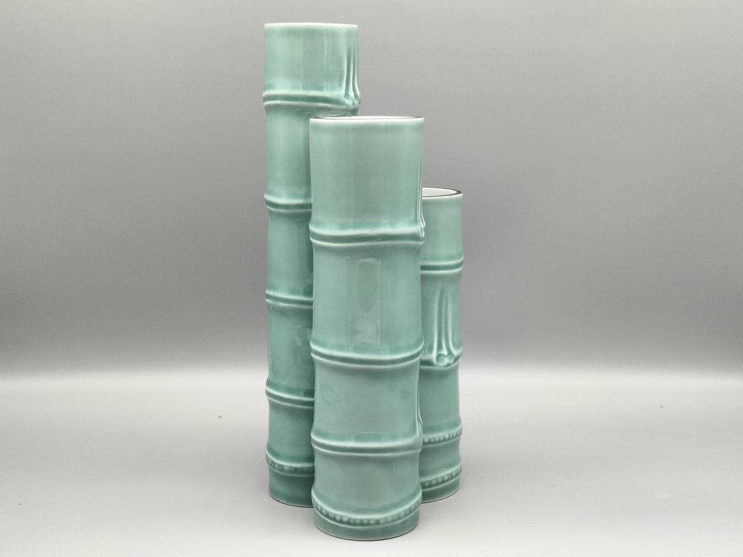 深川製磁 「百年庵」銘　青磁　竹形花立て