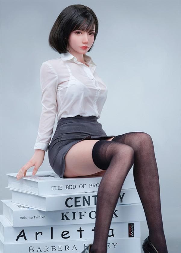 【限定1580体】1/3　深田えいみ 　フィギュア