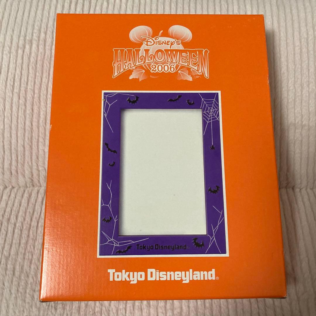 新品未使用　ディズニーハロウィン　2006年　ピンバッジセット