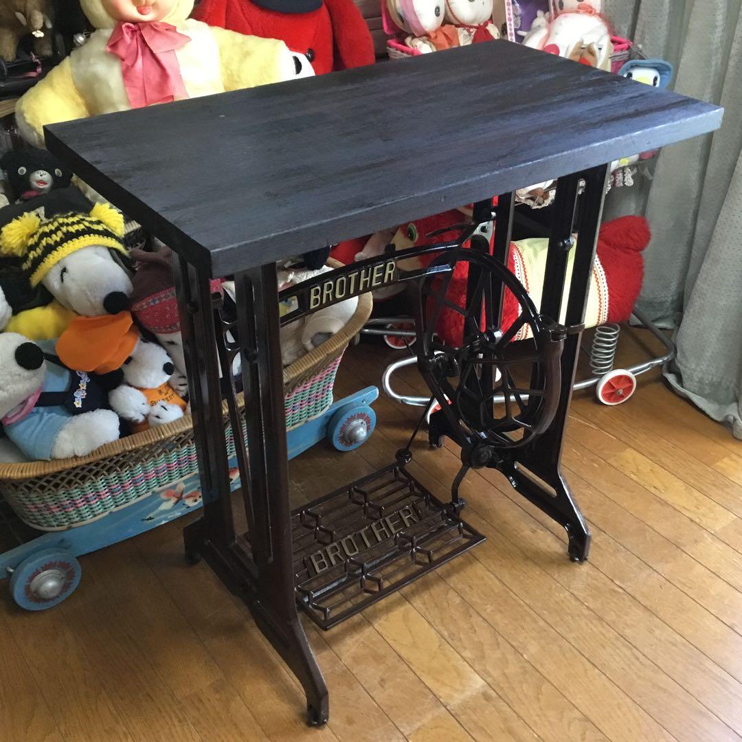 ※アンティーク※BROTHER 足踏みミシン脚のテーブル　アイアン　厚い板