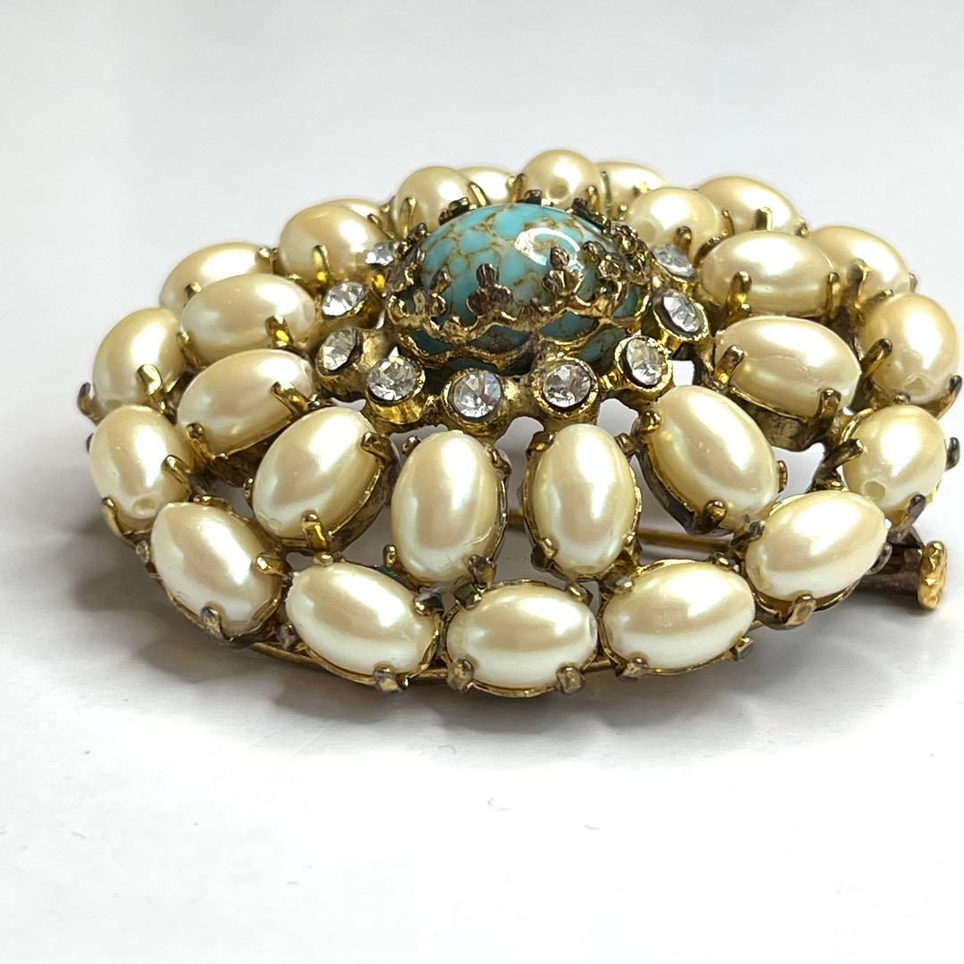 美品　Ornella オルネラ　パールブローチ　イタリア　コスチュームジュエリー