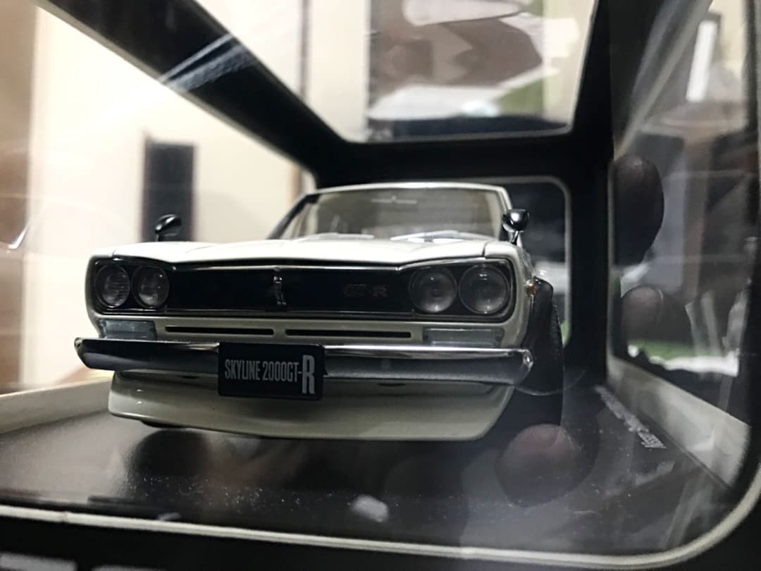 オートアート 1/18 GT-R KPGC10 ホワイト チューンドバージョン