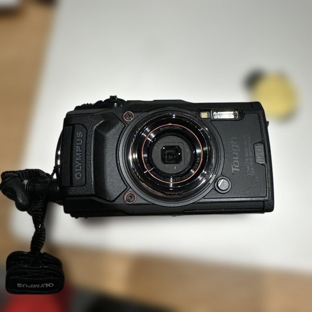 Olympus Tough TG-6 デジタルカメラ【ケース、ストラップ付き】