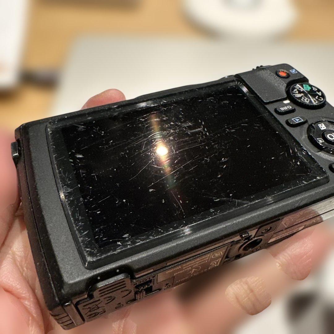 Olympus Tough TG-6 デジタルカメラ【ケース、ストラップ付き】