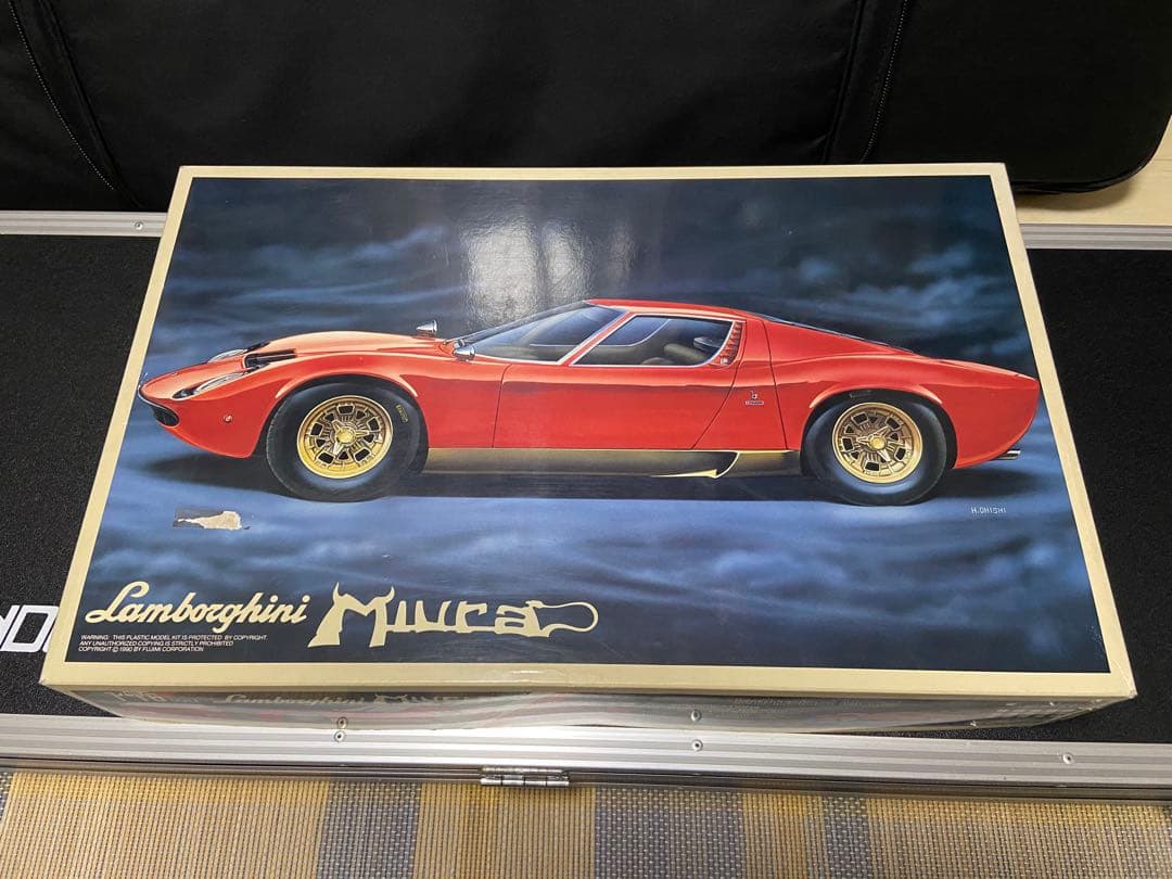 フジミ 1/16 ランボルギーニミウラ