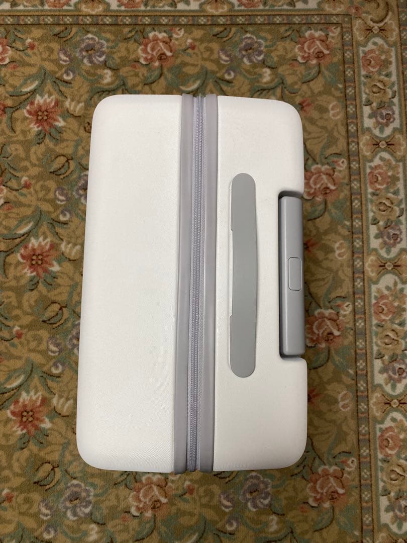 ◾️無印良品◾️バーを自由に調節できる　ハードキャリーケース　ホワイト