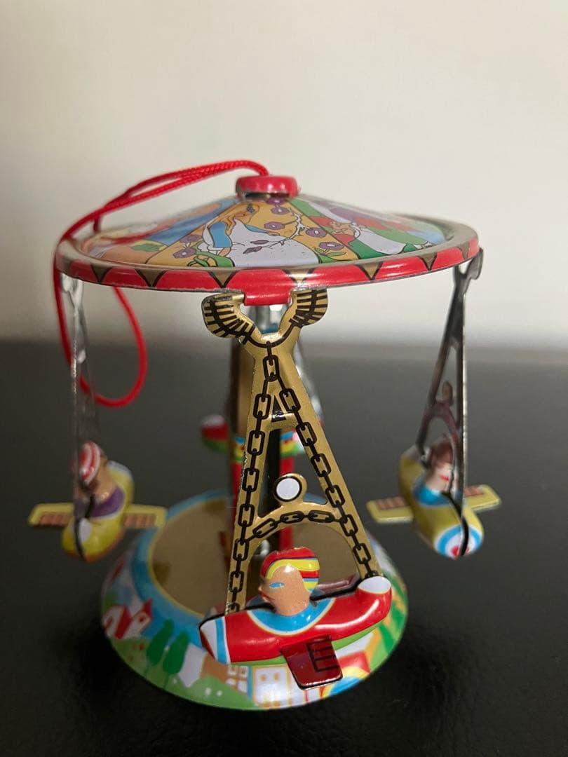 TIN TOY ミニチュア　メリーゴーランド　ブリキ