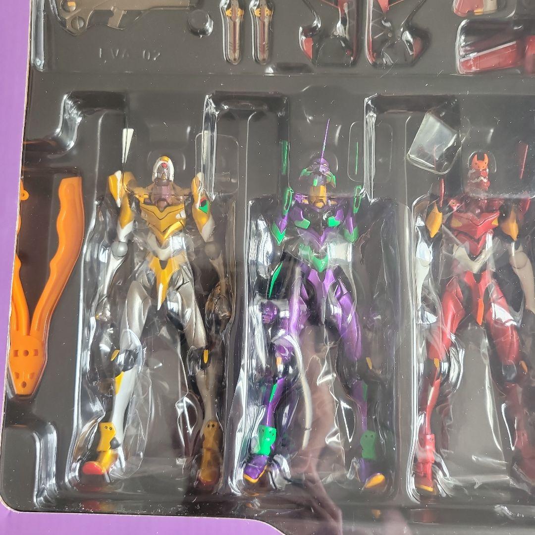 エヴァンゲリオン新劇場版コレクターBOX メタリックカラー版