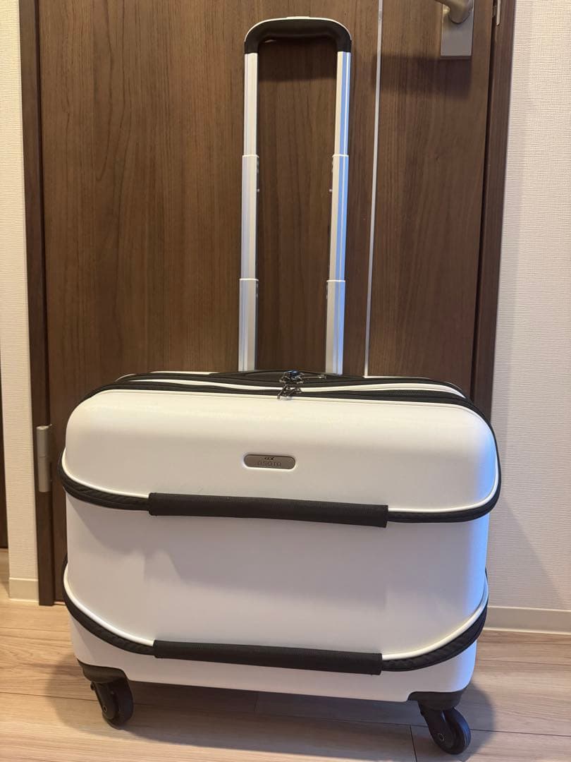 【美品】OSOTOキャリーローラー M ホワイト