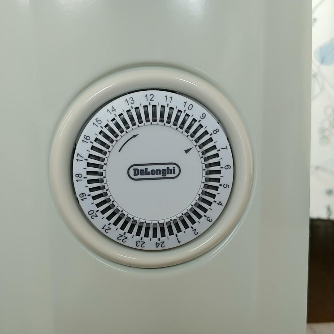 デロンギ オイルヒーター RHJ10F0812-SG