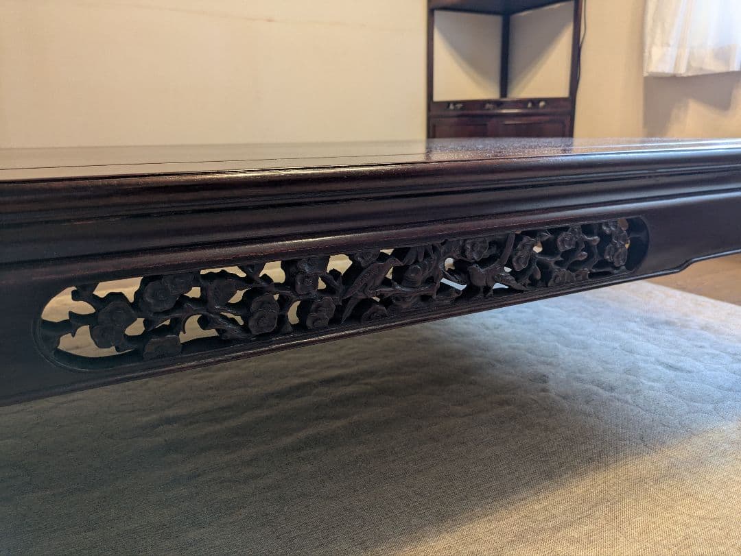 【引き取り専用】木製ダークブラウン座卓 彫刻脚付き