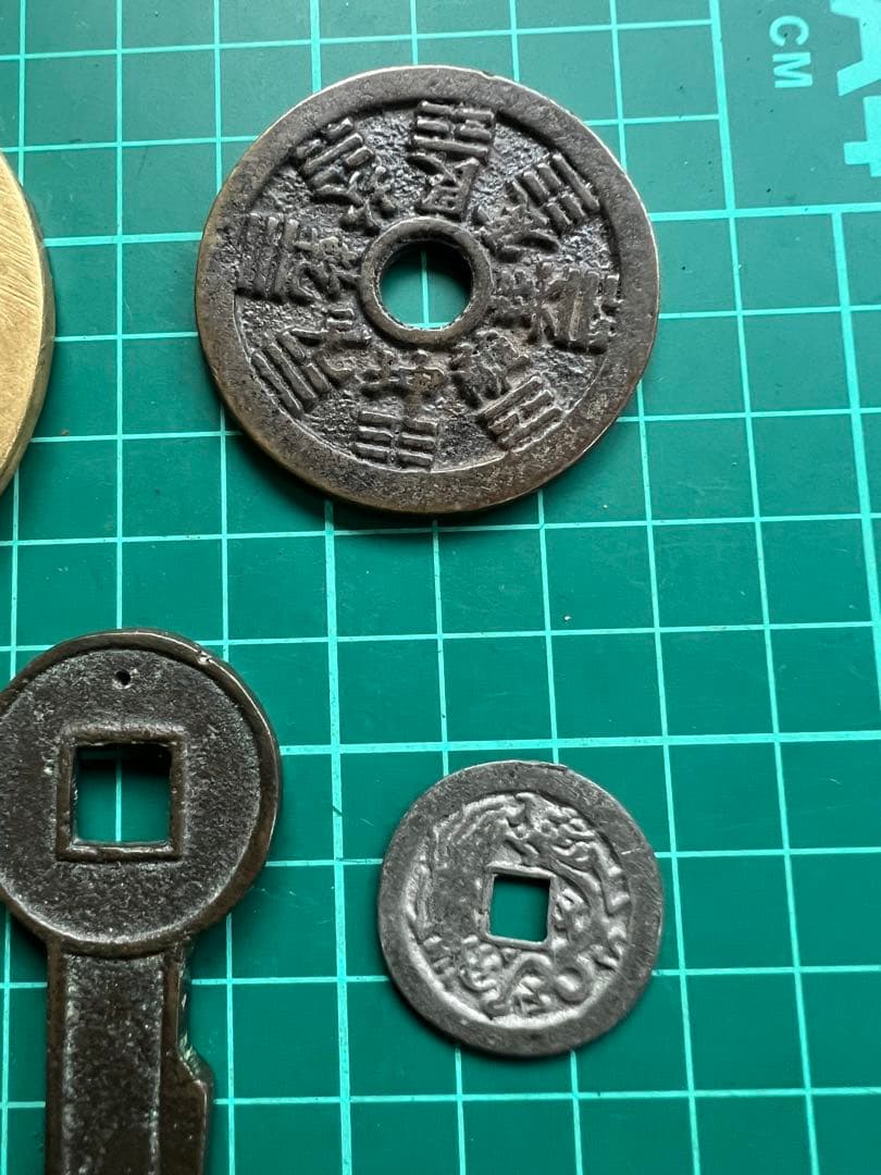 穴銭　中国絵銭　５枚まとめロット