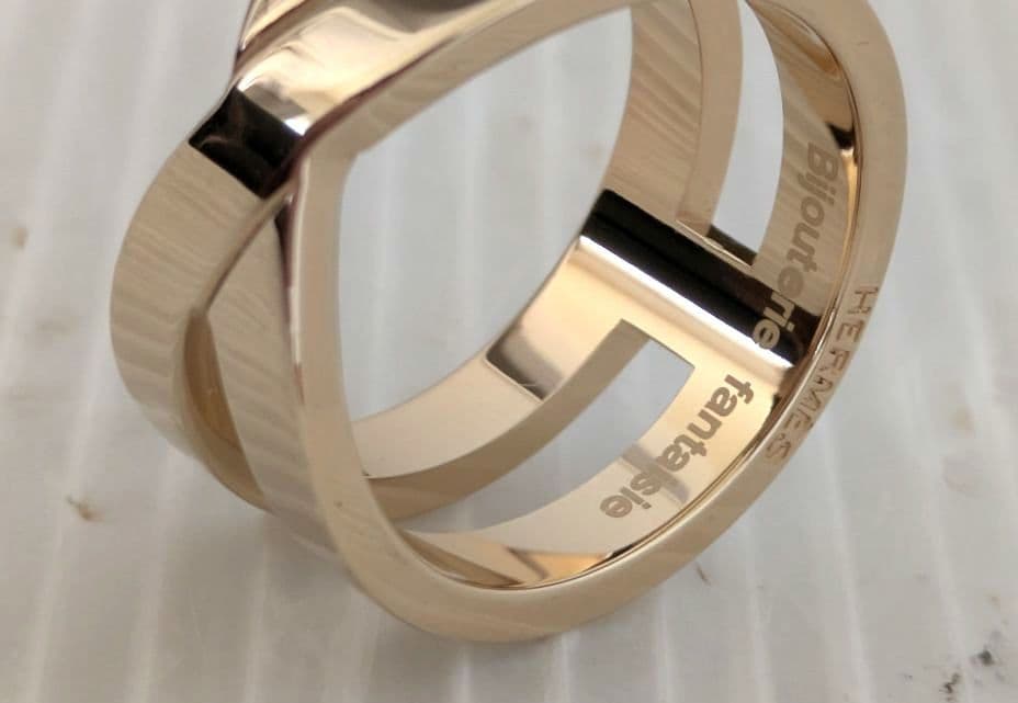 HERMES スカーフリング ゴールド