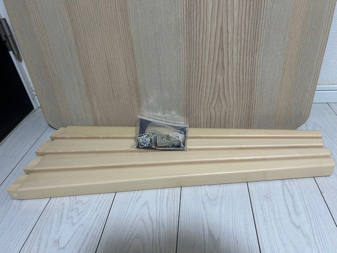 【極美品】IKEA LISABO リーサボー　ダイニングテーブル