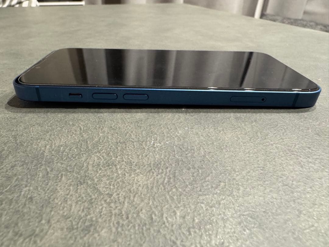 Apple iPhone 13 本体 ブルー