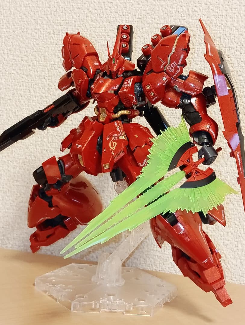 き*ー様 RGνガンダム　サザビー　スペシャルコーティング風塗装品　紅白セット