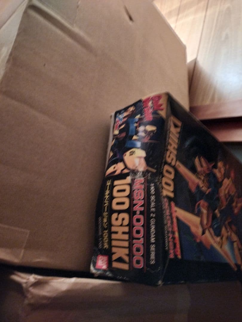 未組立1/100百式ゴールドバージョンガンプラ