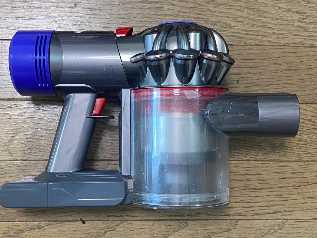 Dyson V8 Fluffy ダイソン ワイヤレススティッククリーナー