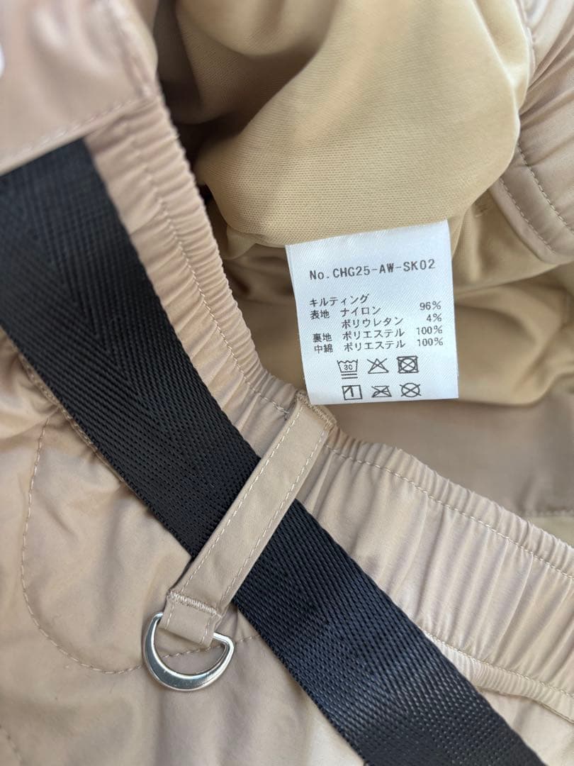 今季新作　中綿キルティングスカート　M