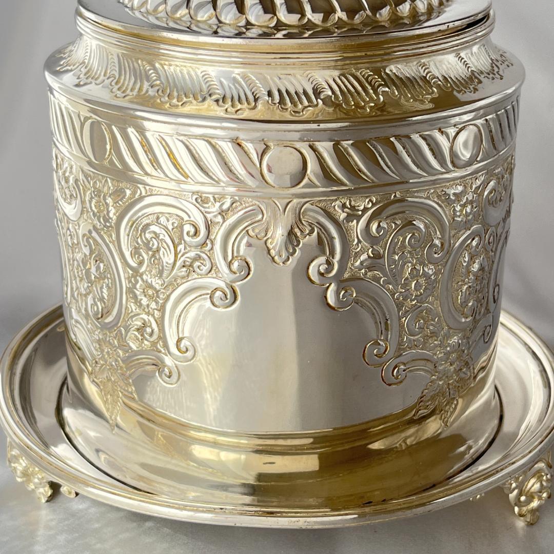 【Lee & Wigfull 】ビクトリアンのビスケットバレル /クッキージャー