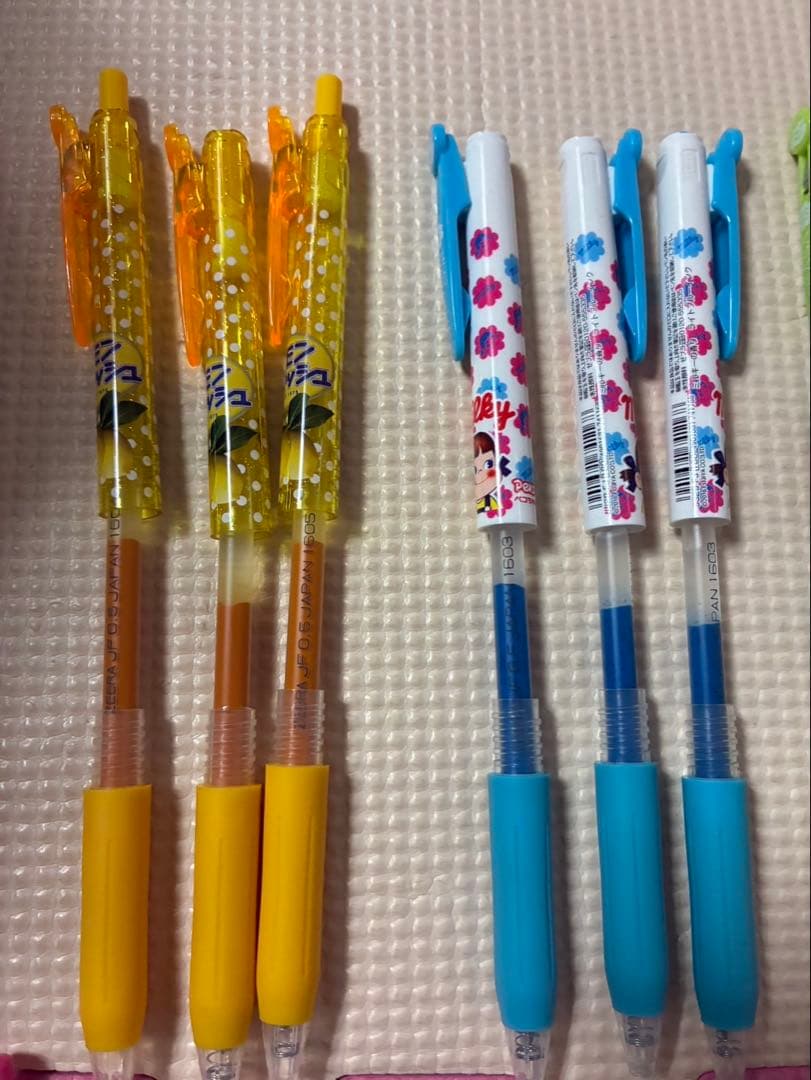サラサ限定ペコちゃんボールペン22本