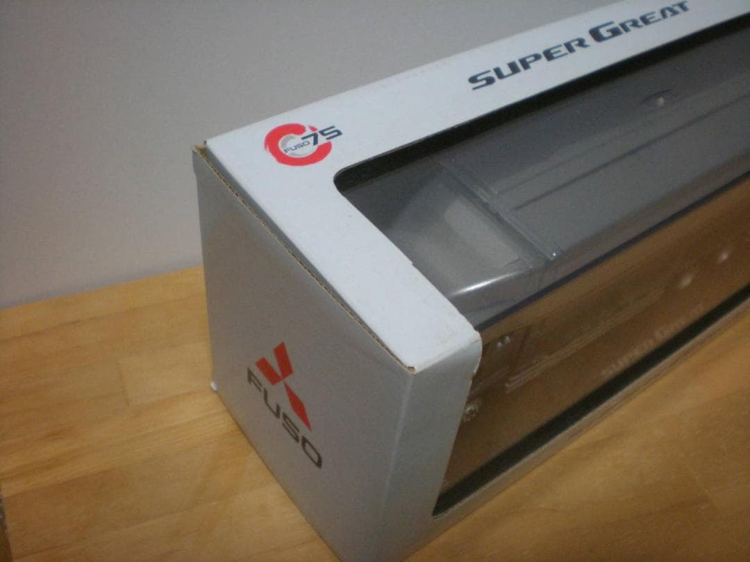 非売品 三菱ふそう スーパーグレート FUSO 75周年記念