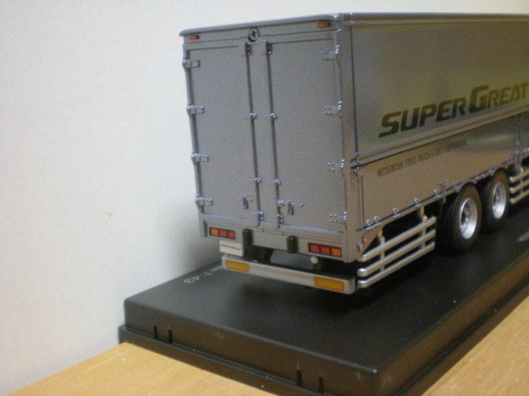 非売品 三菱ふそう スーパーグレート FUSO 75周年記念