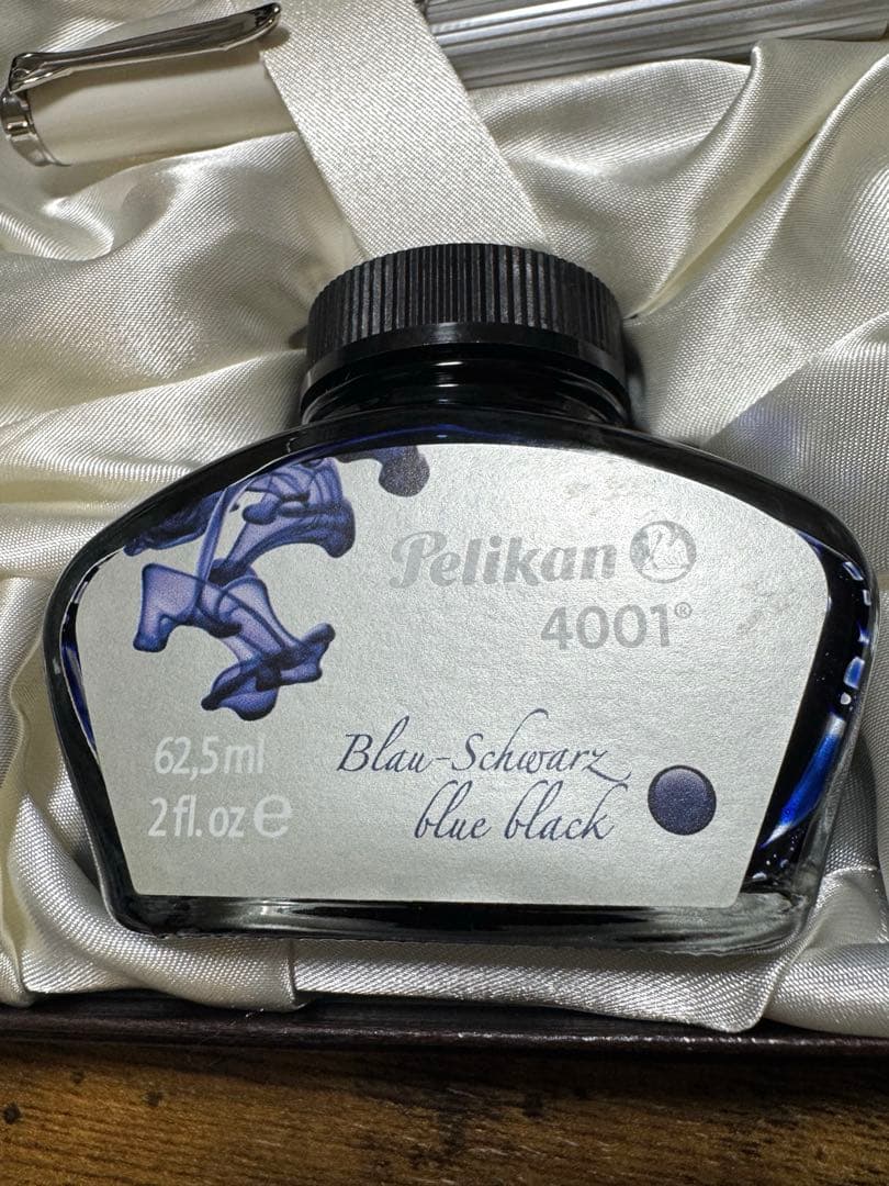 Pelikan スーべレーン M405 シルバーホワイトF