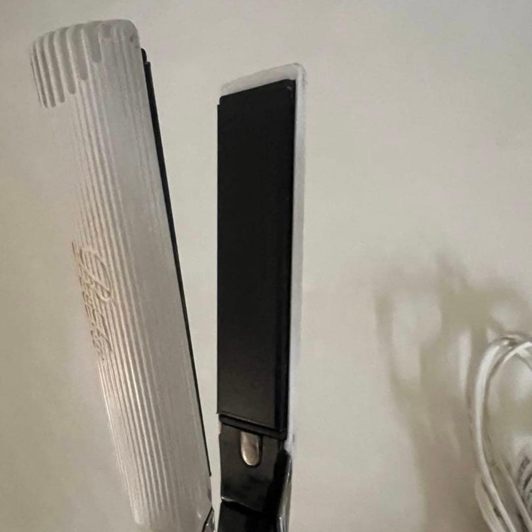 リファ ストレートアイロン 正規品 ホワイト