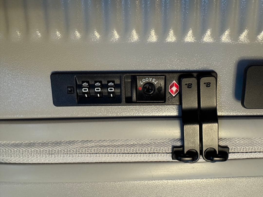 ace. キャリーケース Mサイズ ストッパー付 ウォッシュボードZ 60L