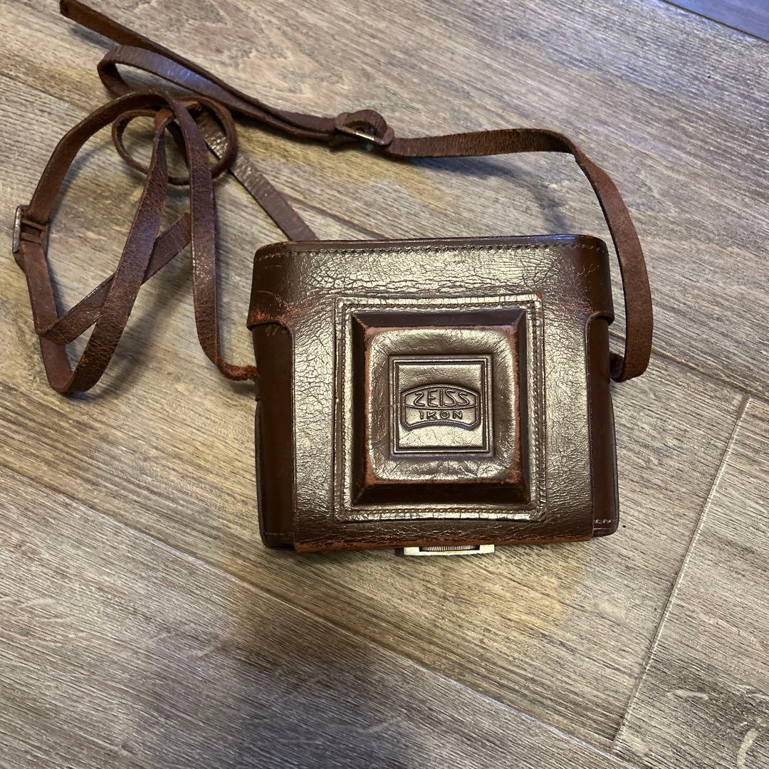 レザーケース付きフィルムカメラ　welti